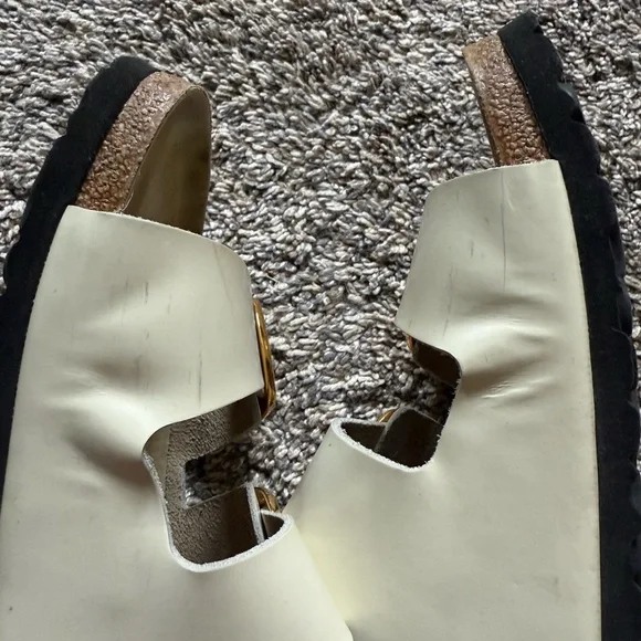 Birkenstock White/Nude Sandals with Gold Buckles - Picture 7 of 8